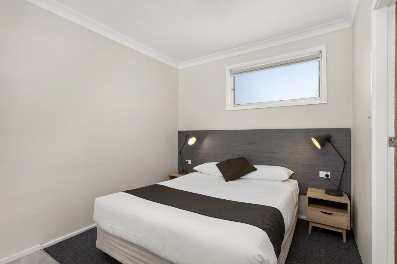 Wingham Motel Екстериор снимка
