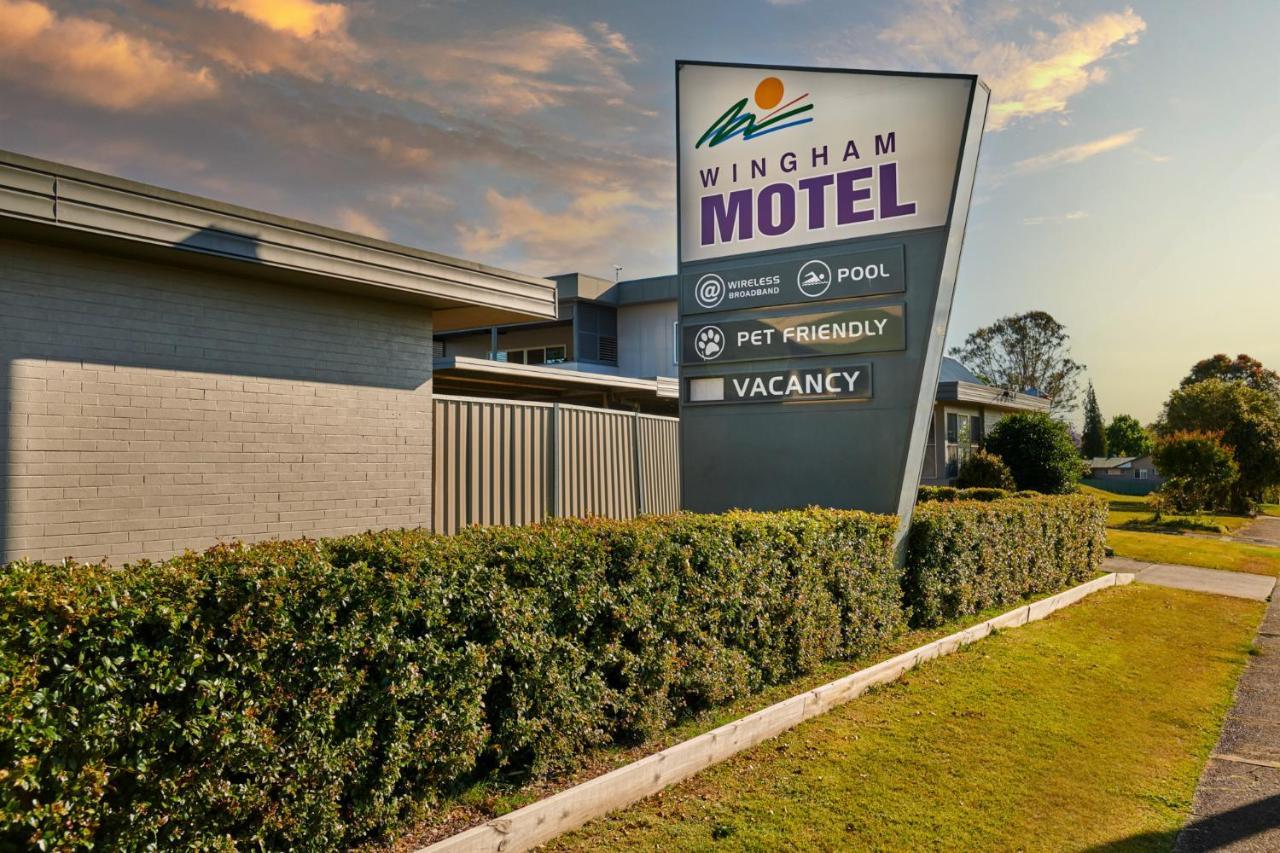Wingham Motel Екстериор снимка