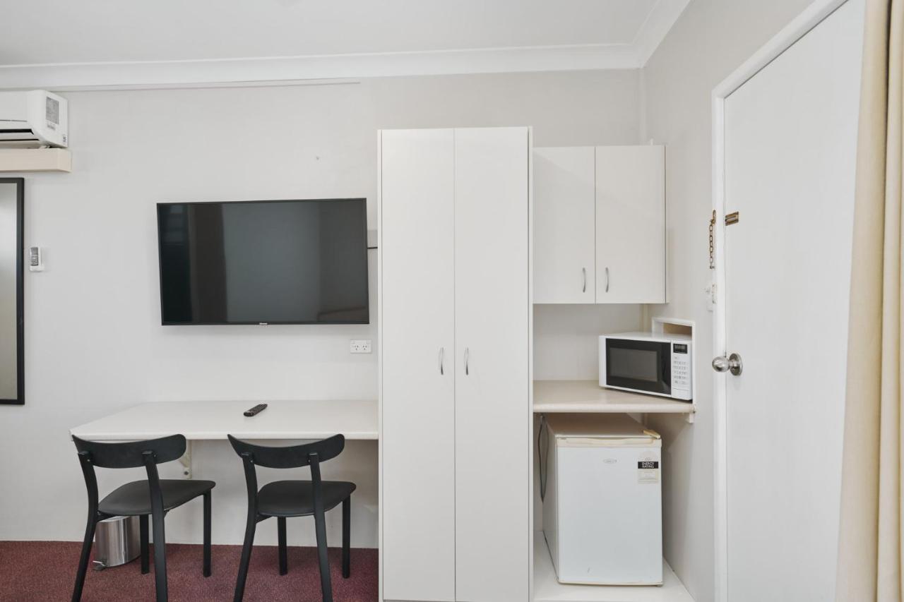 Wingham Motel Екстериор снимка